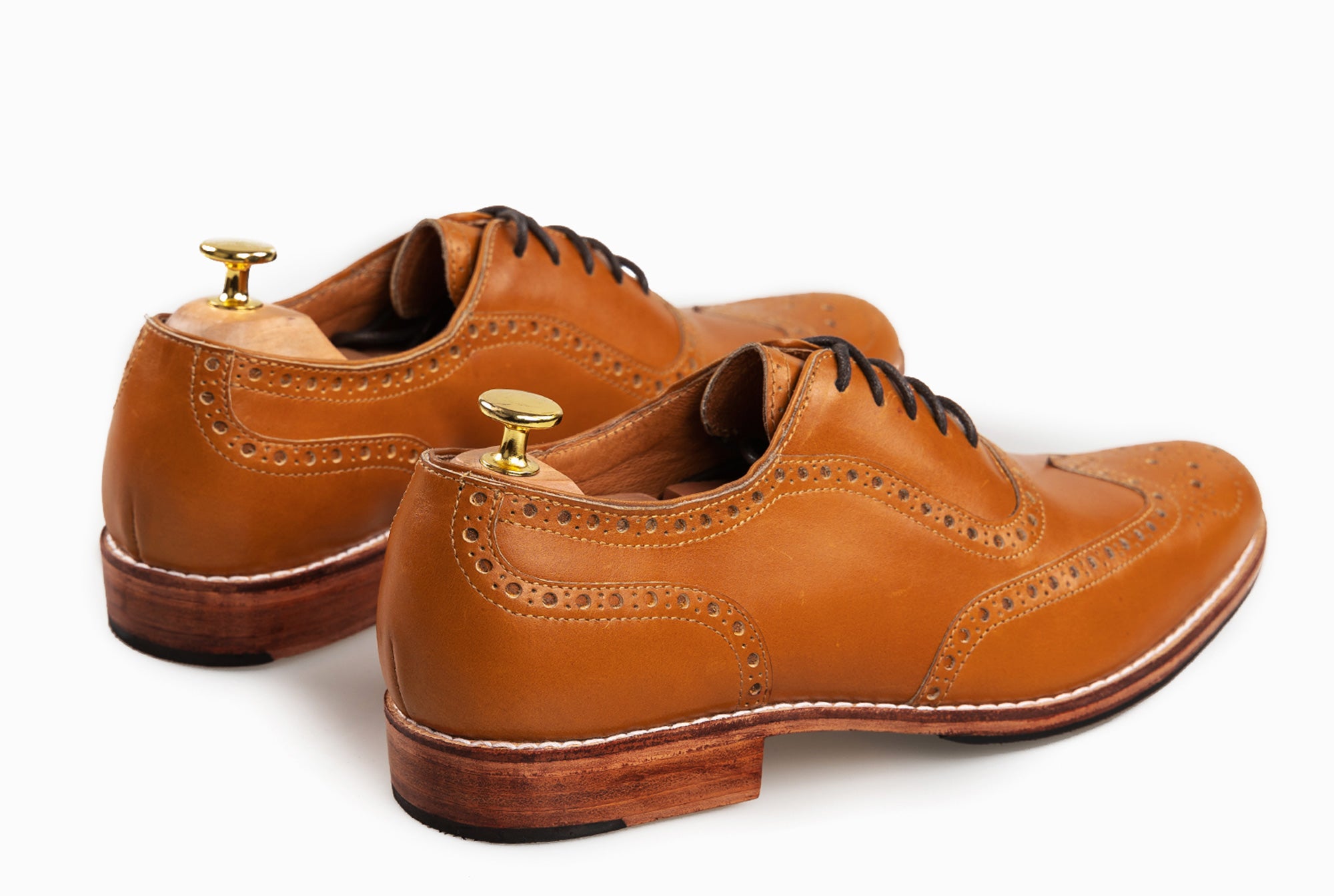 Tan wingtip hot sale